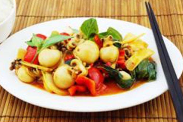 113. Cuttlefish fried with basilica and rice (spicy) - Hungky