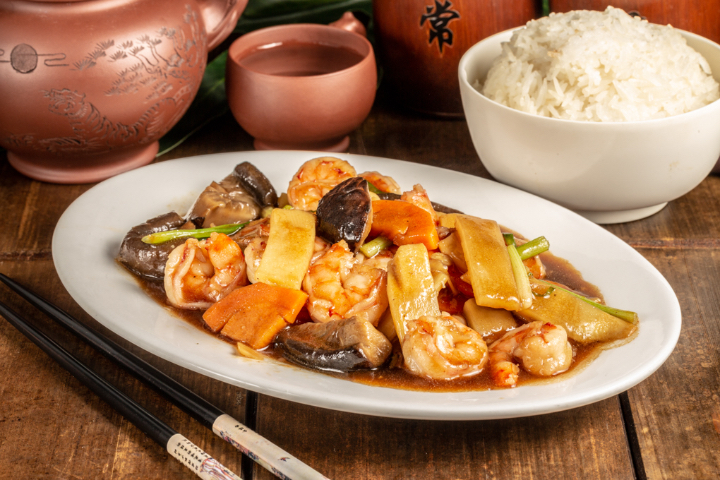 210. Crevettes aux Champignons et Pousses de Bamboo - Hungky