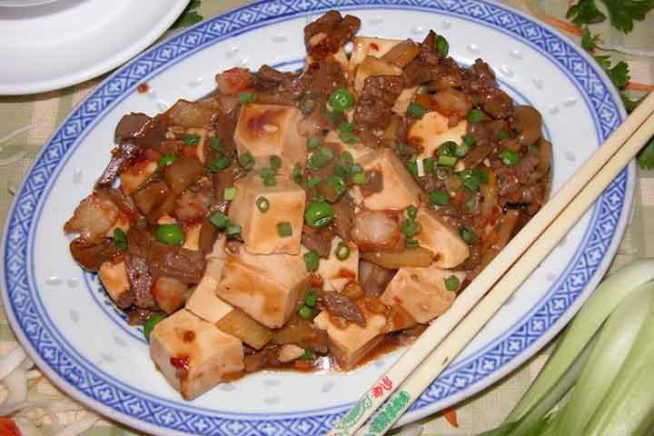 311. Shrimp and beef fried with Tofu, comes with rice - Hungky