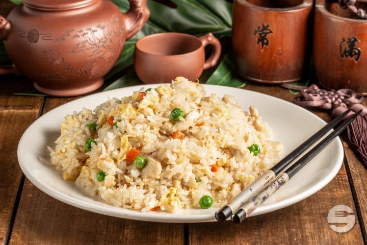 412. Cantonese Fried Rice with Chicken - Hungky