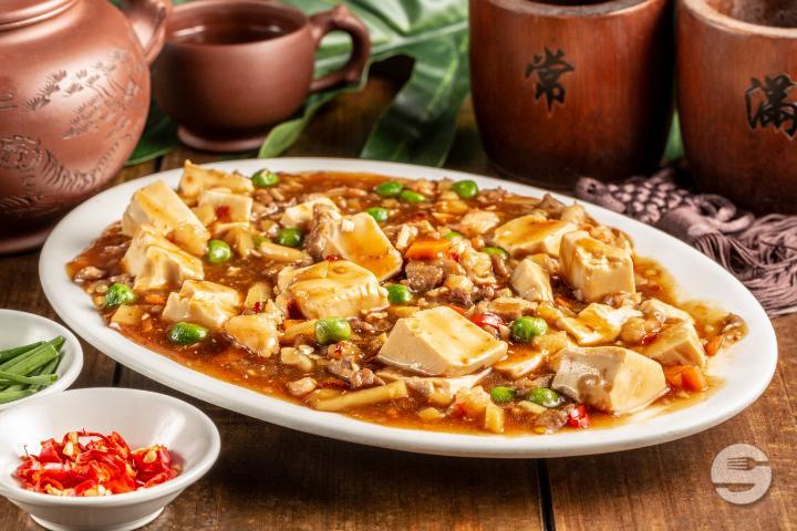 311. Rice Ma Por TOFU with Shrimps and Beef - Hungky