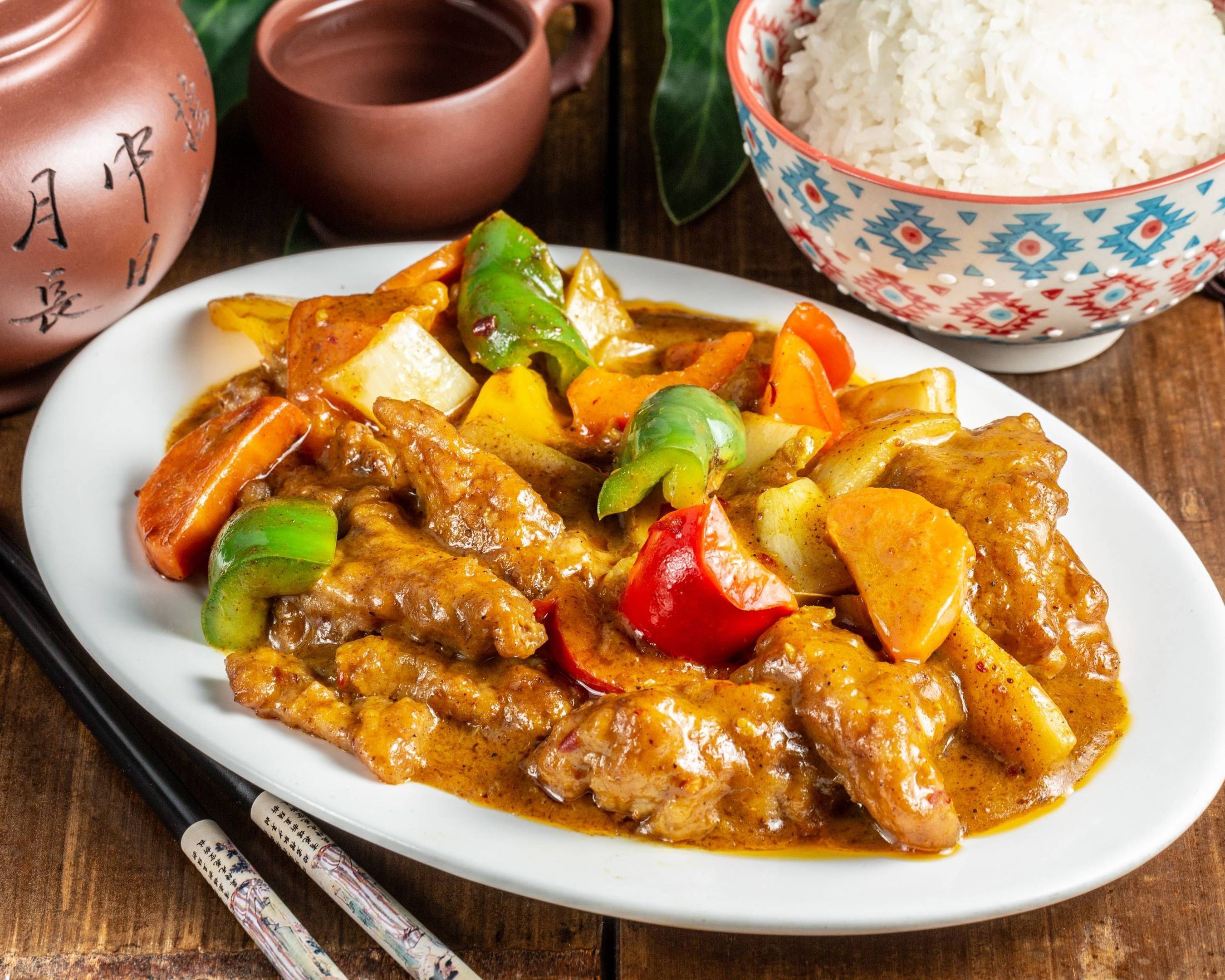 53.RICE CHICKEN WITH COCONUT MILK AND SPICES - Hungky