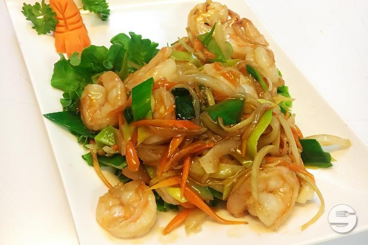 Crevettes aux Gingembres et Oignons Frais - Bambou