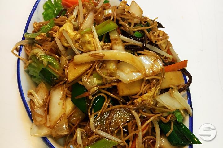 Nouilles Sautées aux Légumes - Bambou