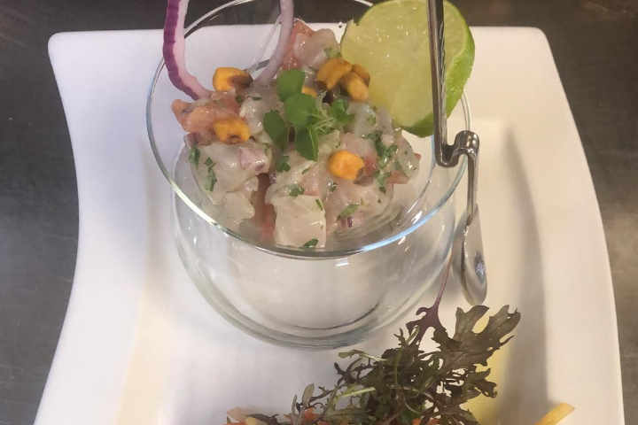 La daurade royale en ceviche, vinaigrette de calamansi et légumes croquants - Restaurant La Réunion