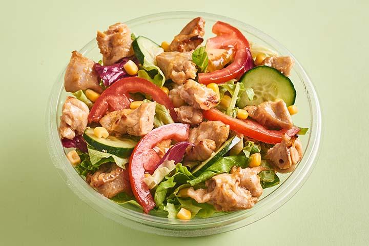 Chicken Yakitori Salad - La Maison du Sandwich (Vieille Ville)