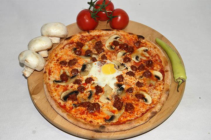 04. Pizza Merguez - Le Blandonnet