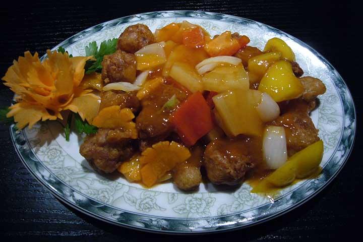 51. Sauteed porc with sweet and sour - Au Délicieux