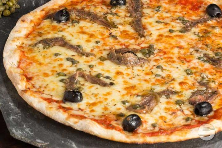 Pizza Napolitaine - Los Tacos Hermanos