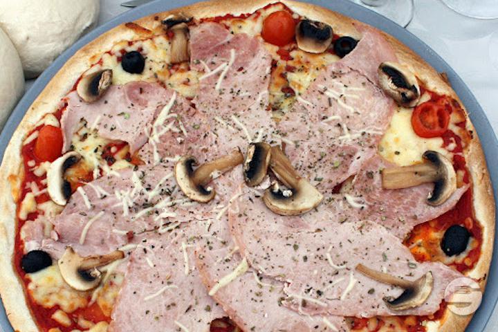 Pizza Regina - Los Tacos Hermanos