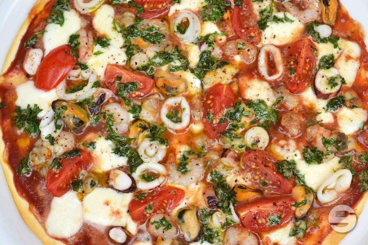 Pizza Fruits de Mer - Los Tacos Hermanos