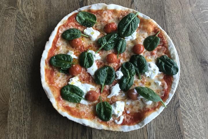Pizza Burrata - The Artisan *