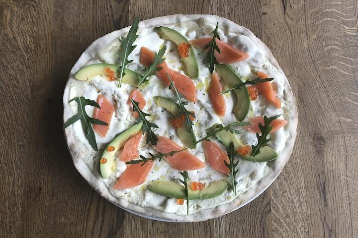 Pizza Salmon - The Artisan *