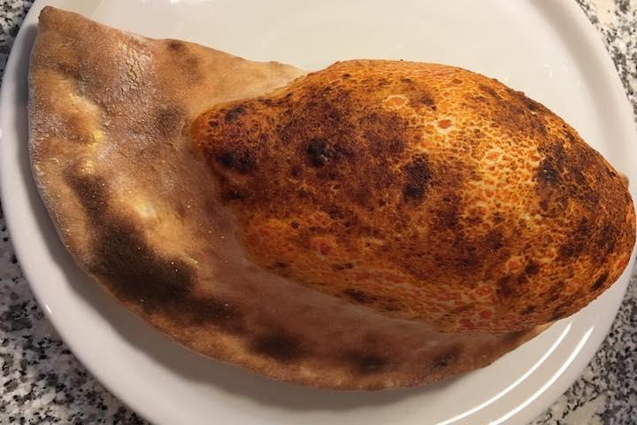 Calzone - La Piccola Trattoria *