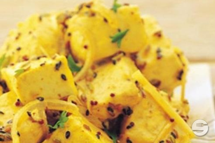 Achari Ananas ka chaat - Taj X-Green