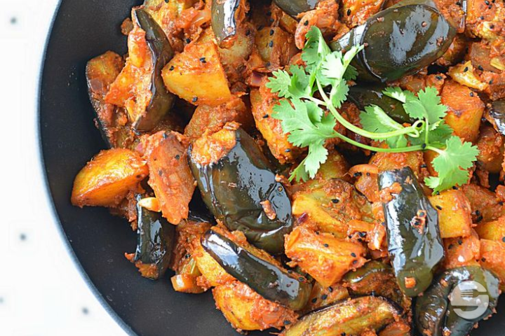 Begun Aloo Masala - Taj X-Green