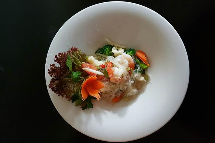 Glassnoodle- Salad with Chicken - Thai Market *