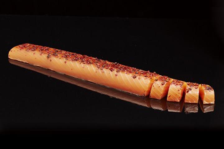 Smoked salmon heart marinated with mandarin - La Maison Nordique