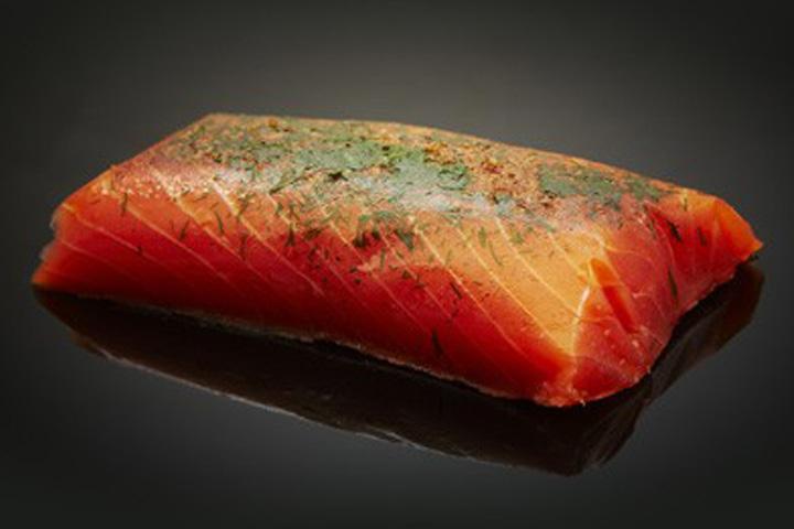 Smoked salmon heart marinated with aneth - La Maison Nordique