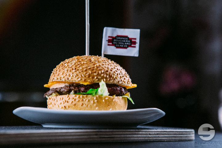Chimi Burger - FMR DOWNTOWN