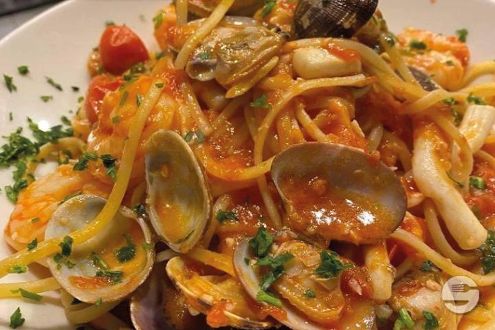 Linguine allo Scoglio - La Conca d'Oro *