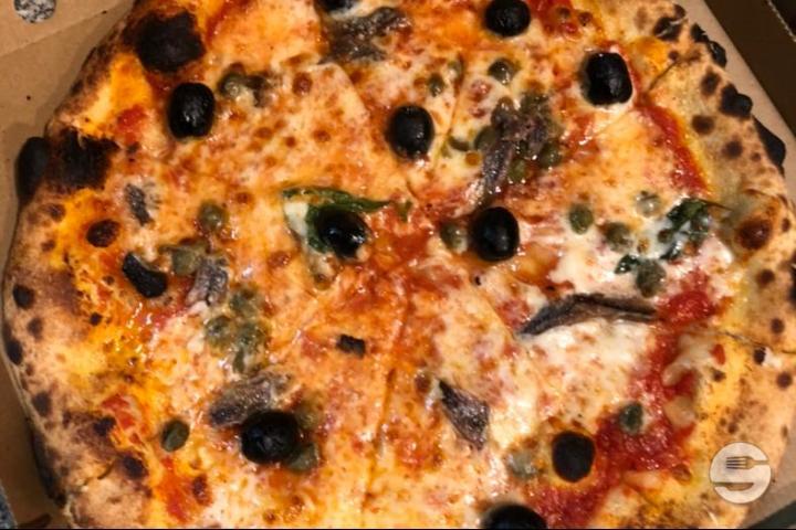 Pizza Napolitaine - La Conca d'Oro *