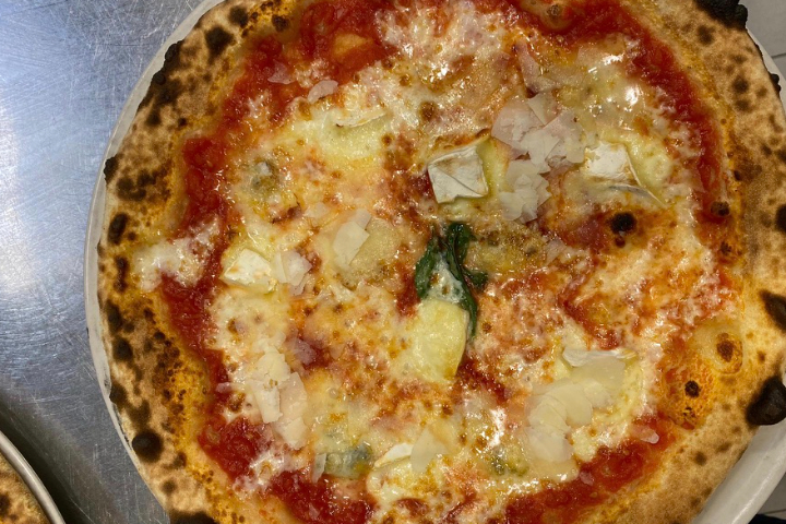 4 Cheese Pizza - La Conca d'Oro *