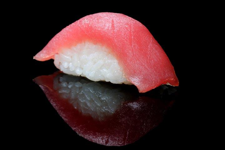 Nigiri Tuna 2 pieces - Crazy Fish