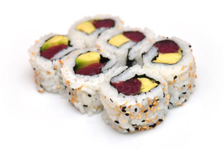 Raw tuna & avocado 6 pieces - Crazy Fish