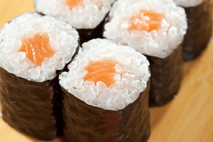 Hosomaki Salmon 6 pieces - Crazy Fish