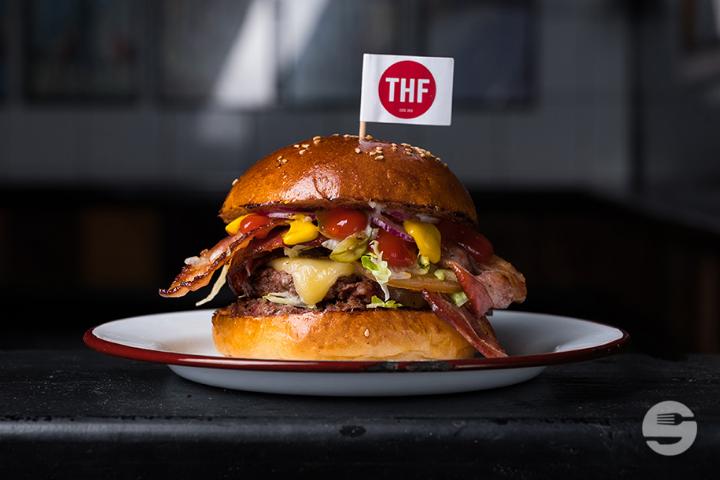 Standard Bacon Cheeseburger - The Hamburger Foundation - THF (Plainpalais)