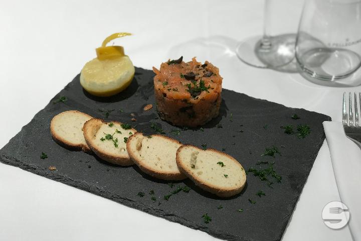Tartare di salmone alla sorrentina - La Voglia