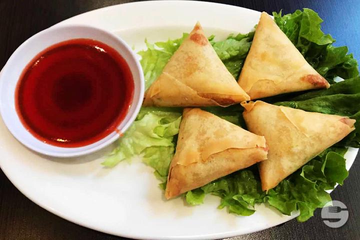 323. Chicken samosa - Boky