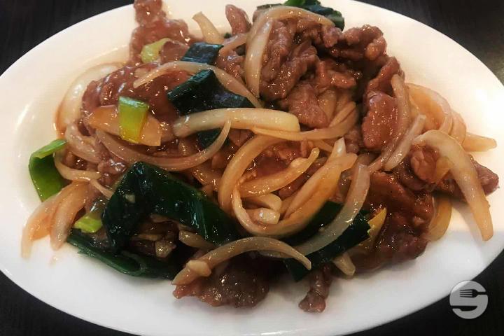 407. Pork with onions - Boky