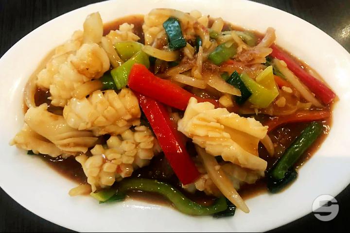 525. Squid with XO sauce - Boky
