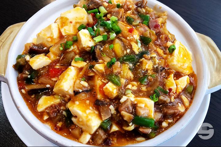 544. Ma Po Tofu Pot - Boky