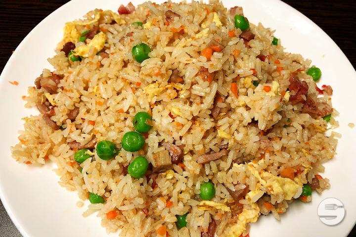 561. Fried rice with pecking pork and chives - Boky