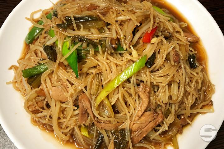 567. Vermicelli with duck slices and vegetables - Boky