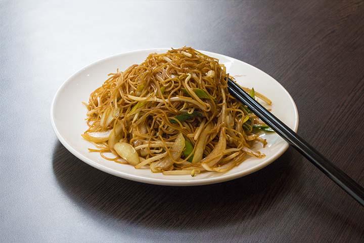 574. Fried noodles with soy sauce - Boky