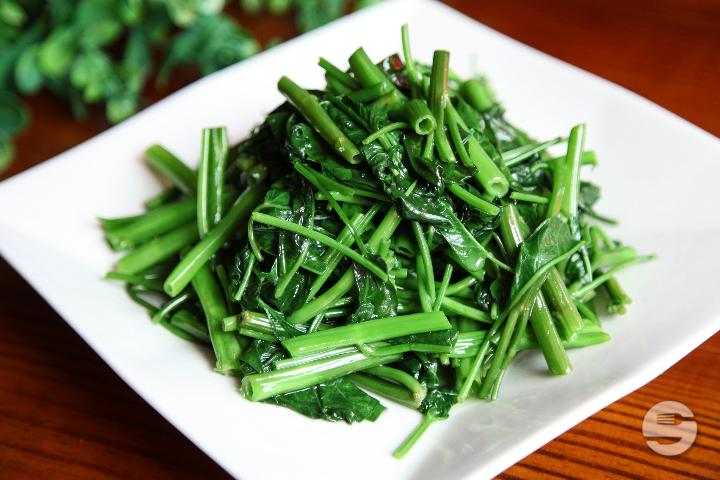 904. Sauteed Liseron with spicy sauce - Boky