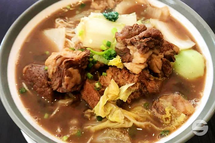 507. Noodle soup with beef stew - Boky
