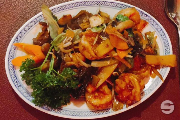 304. Crevettes aux Légumes - Fu Yiu