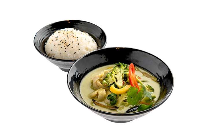 Yellow Coconut Water - Nooch Asian Kitchen (Richti) *