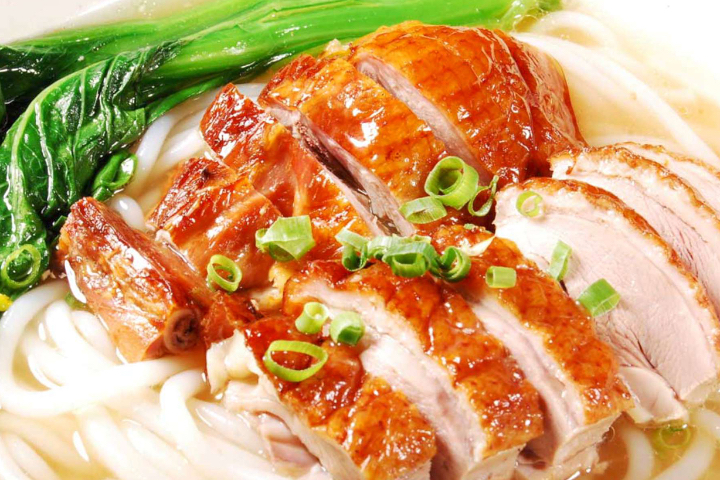 F3. Vermicelli with Roasted Duck Soup - La Table des Nations