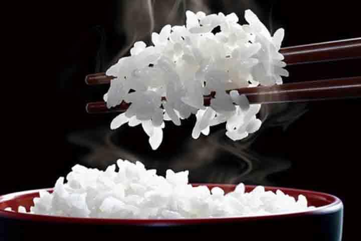 F7. White Rice in a Bowl - La Table des Nations