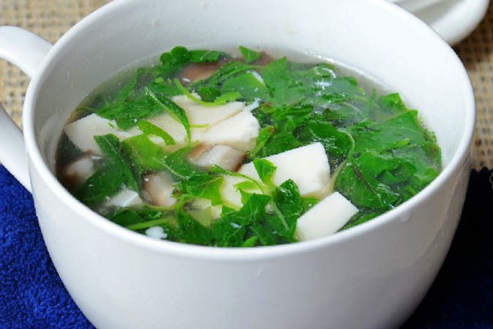 P4. Tofu and Vegetable Soup - La Table des Nations