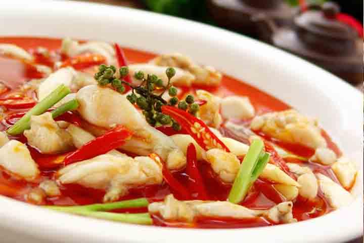 C9. Spicy Frogs Legs - La Table des Nations