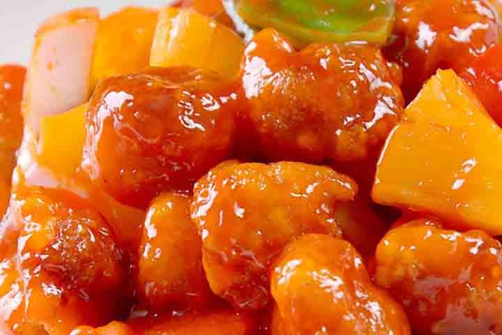 C13. Sweet and Sour Fish - La Table des Nations