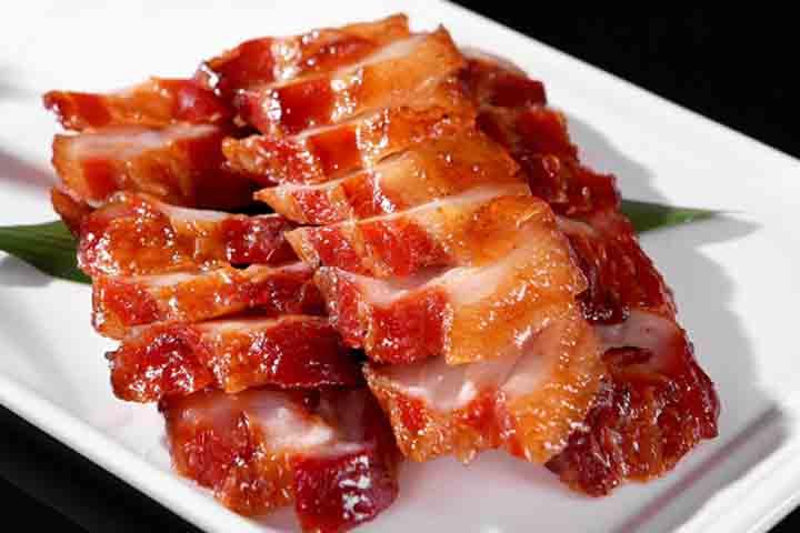 C23 Lacquered Pork with Honey - La Table des Nations