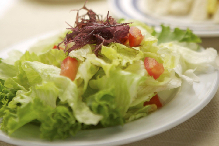 L6. Green Salad - La Table des Nations